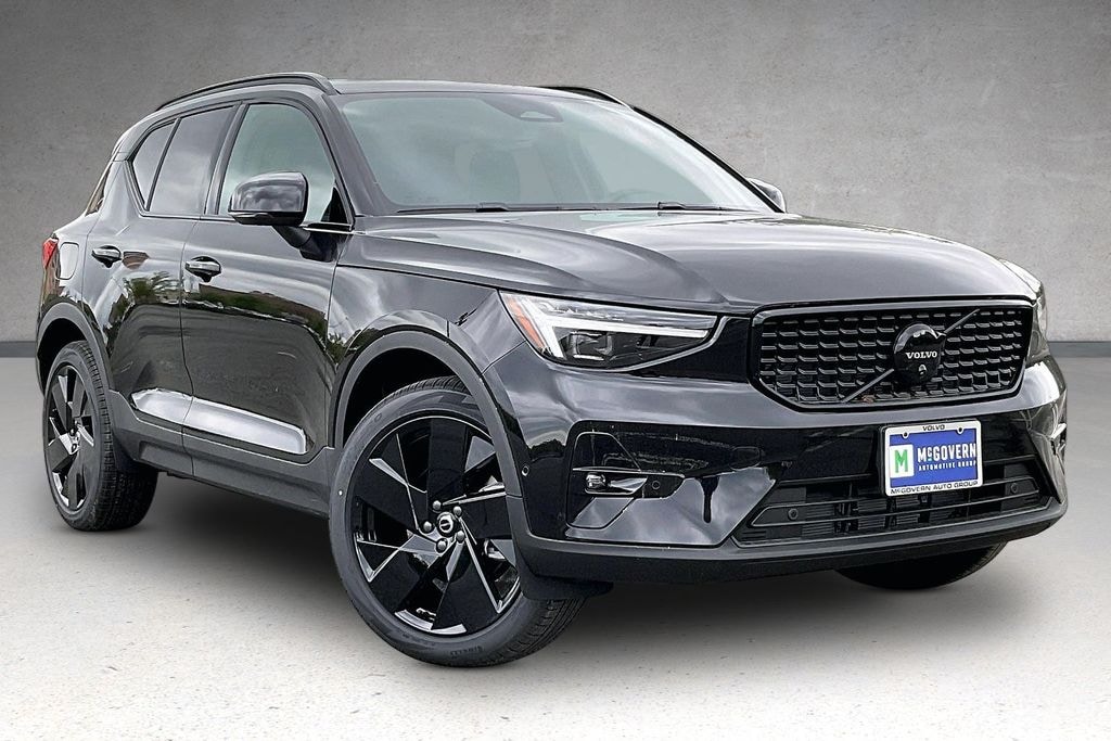 New 2026 Volvo XC40 B5 Ultra Black Edition SUV