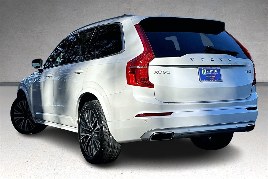 Used 2021 Volvo XC90 T5 Momentum SUV