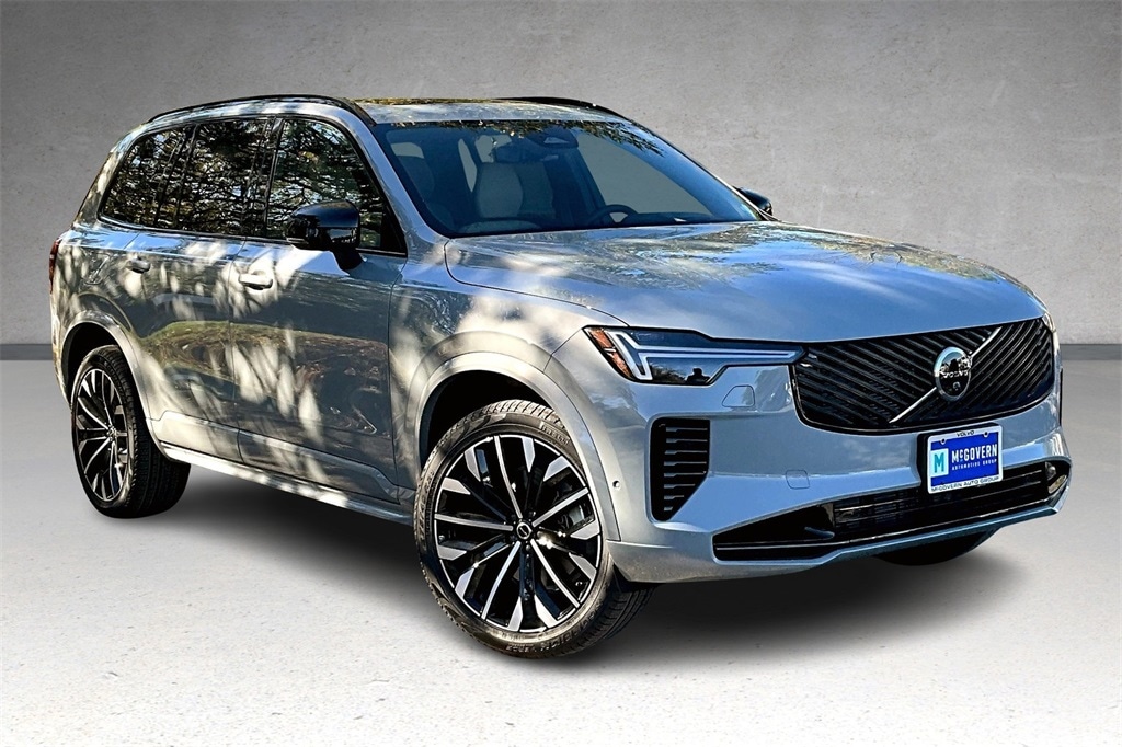 New 2026 Volvo XC90 B6 Ultra Dark Theme 7-Seater SUV