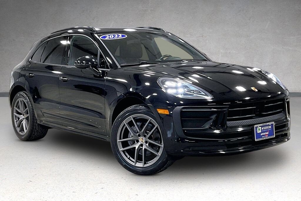 Used 2022 Porsche Macan Base SUV