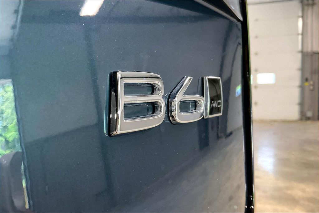 2026 Volvo XC90 Plus - Photo 25