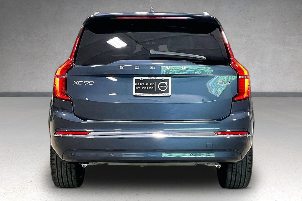2026 Volvo XC90 Plus - Photo 6