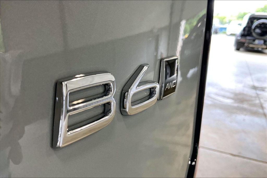 2026 Volvo XC90 Plus - Photo 25