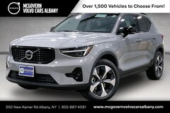 2026 Volvo XC40 B5 Plus AWD SUV