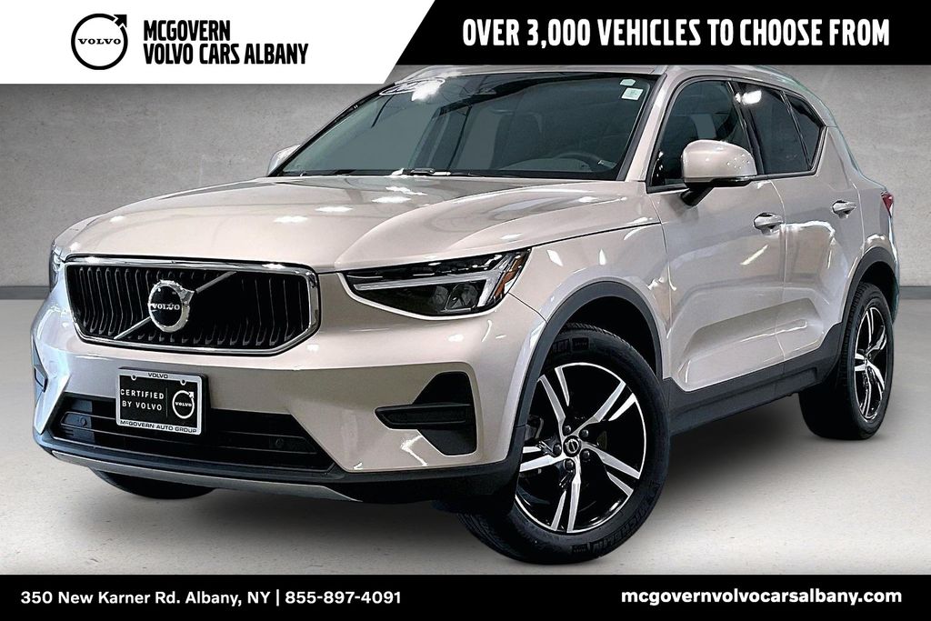 2023 Volvo XC40