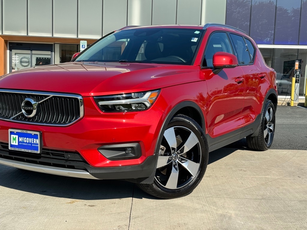 Certified 2021 Volvo XC40 Momentum with VIN YV4162UK8M2515779 for sale in Albany, NY