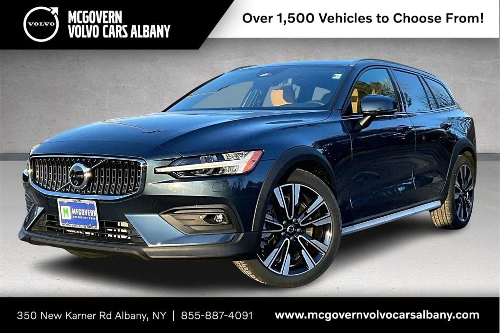 2026 Volvo V60 Cross Country Ultra's photo