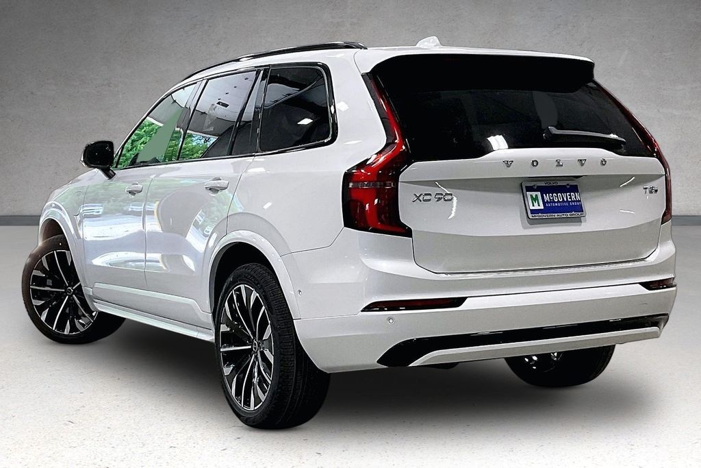 New 2026 Volvo XC90 plug-in hybrid T8 Ultra Dark Theme 6-Seater SUV