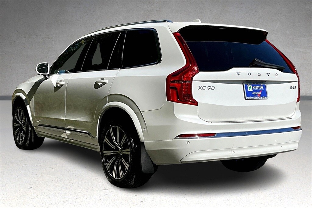 2024 Volvo XC90 Plus photo 4