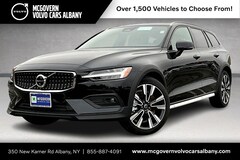 2026 Volvo V60 Cross Country B5 Ultra AWD Wagon