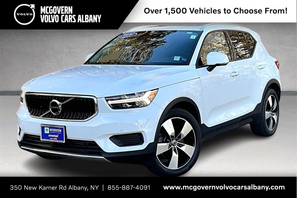 Used 2020 Volvo XC40 Momentum SUV