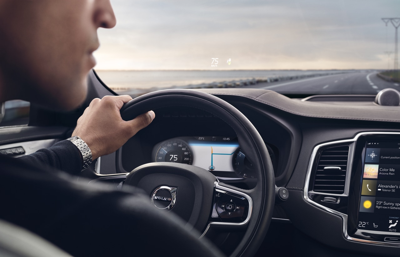 Volvo V90 Cross Country dashboard view