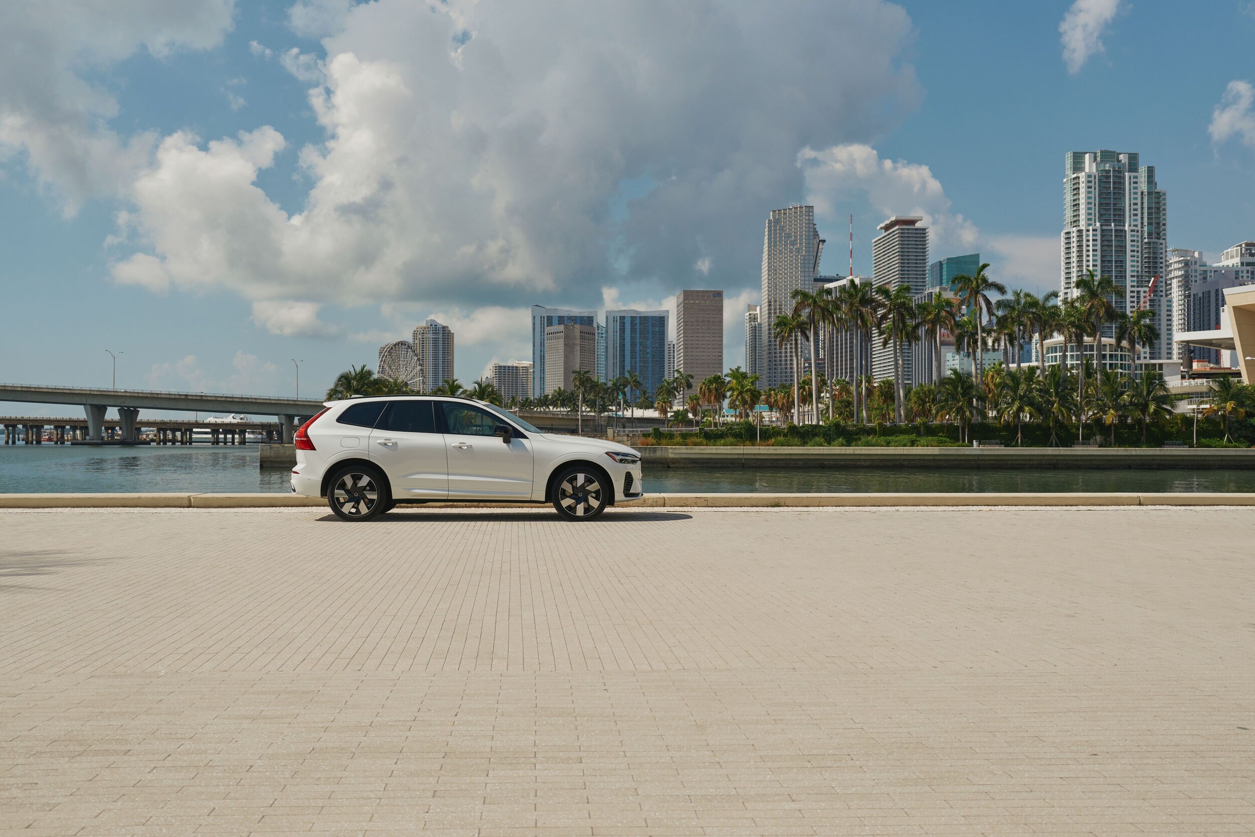 Volvo XC60 Plug-In Hybrid by the water