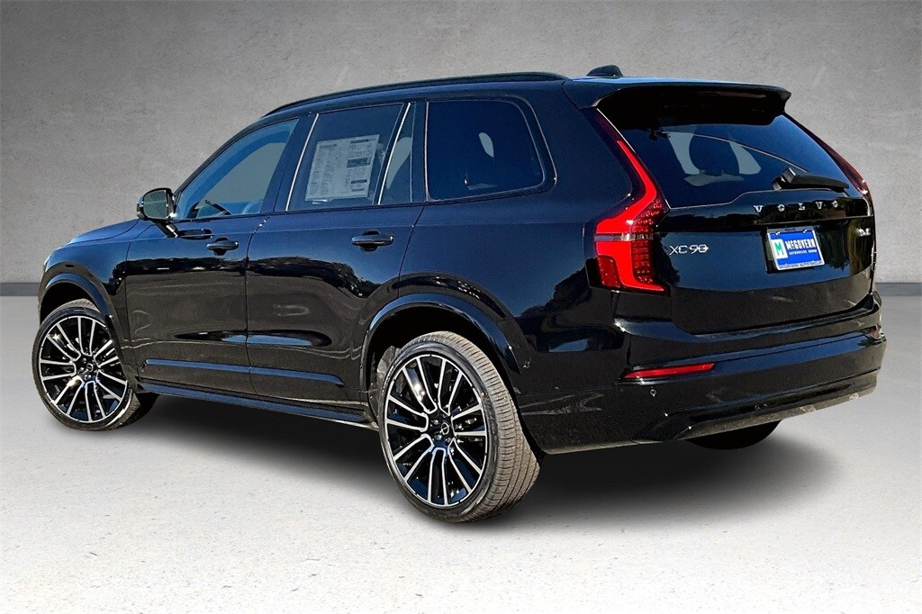 New 2026 Volvo XC90 B6 Ultra Dark Theme 7-Seater SUV