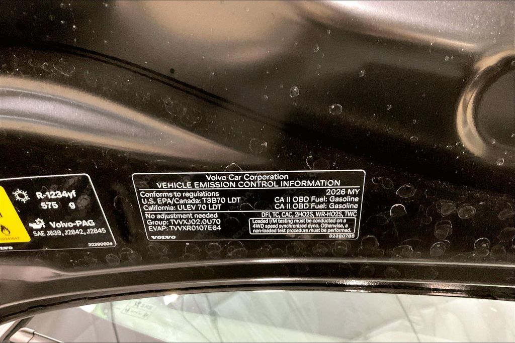 2026 Volvo XC40 Plus - Photo 31