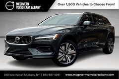 2026 Volvo V60 Cross Country B5 Plus AWD Wagon
