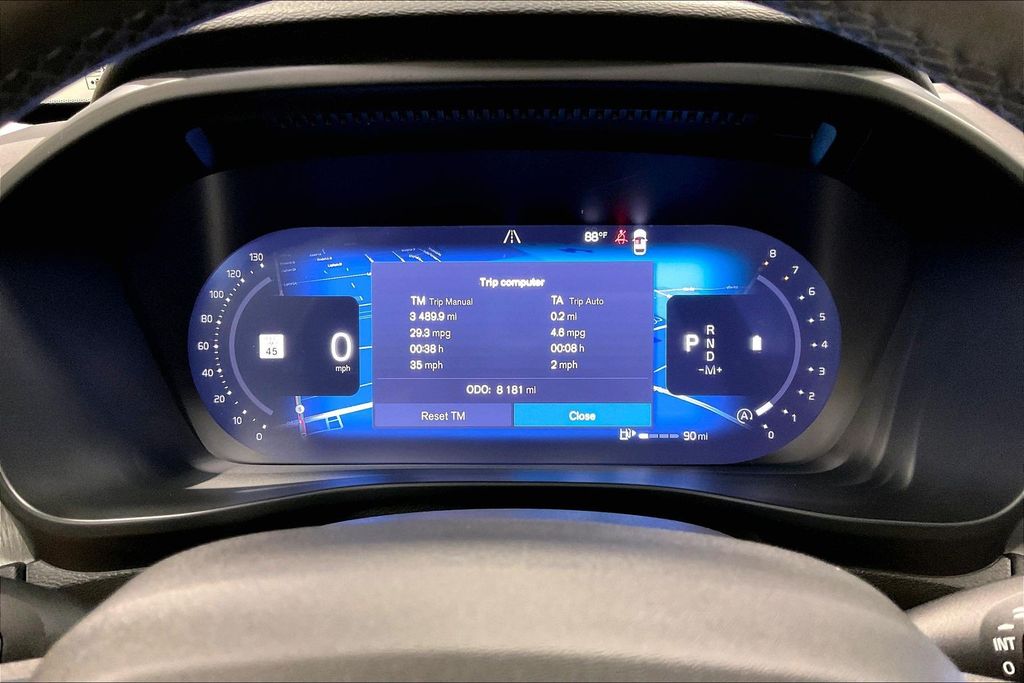 2026 Volvo XC40 Plus - Photo 13