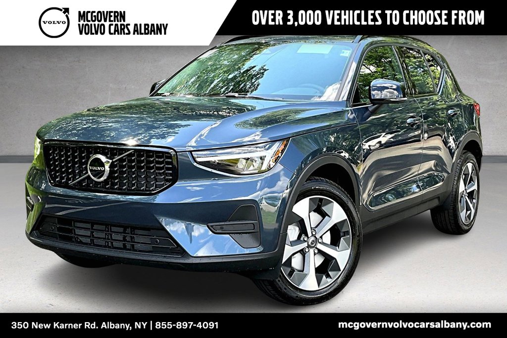 2026 Volvo XC40