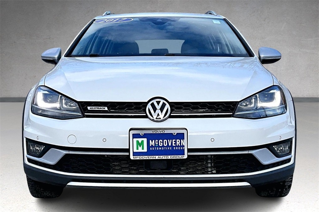 Used 2017 Volkswagen Golf Alltrack Alltrack SEL with VIN 3VWH17AU1HM506646 for sale in Colonie, NY