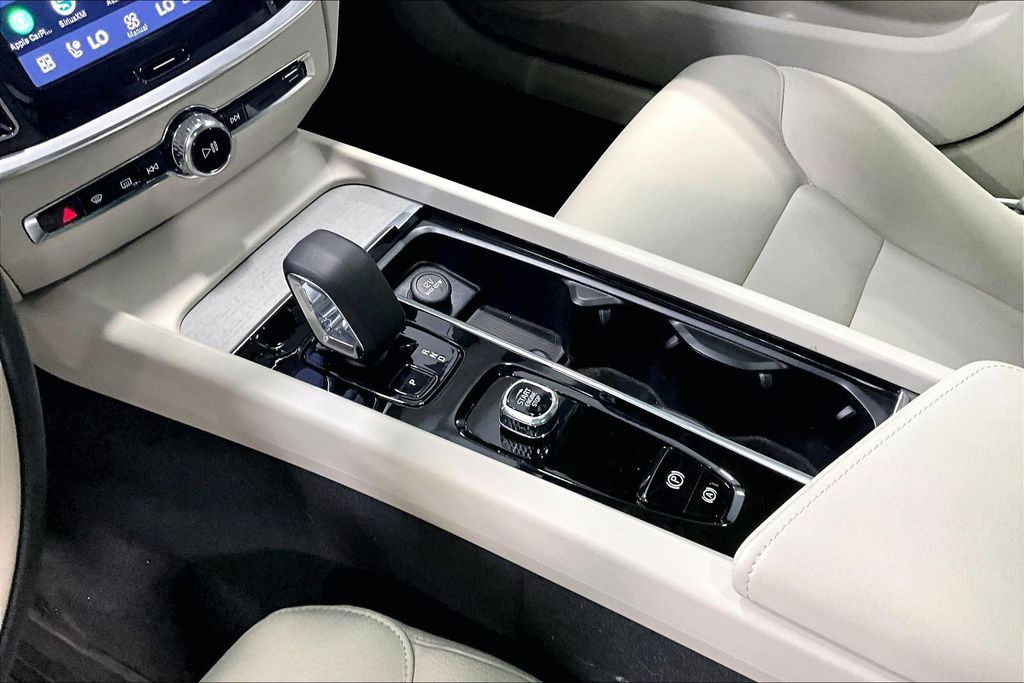 2026 Volvo V60 Cross Country Plus - Photo 18