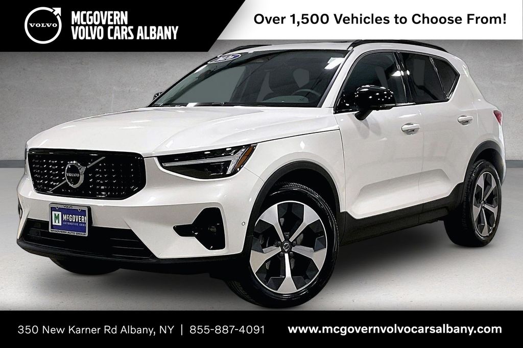2026 Volvo XC40