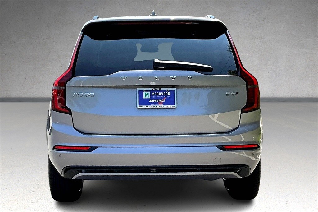 2026 Volvo XC90 photo 4
