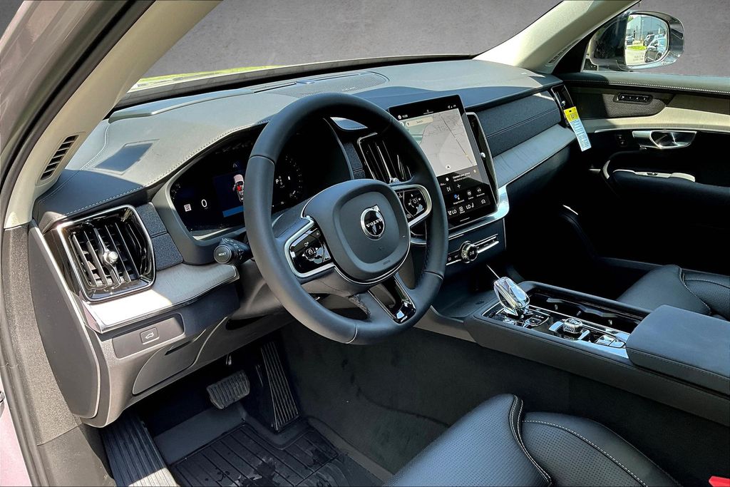 2026 Volvo XC90 Ultra - Photo 7