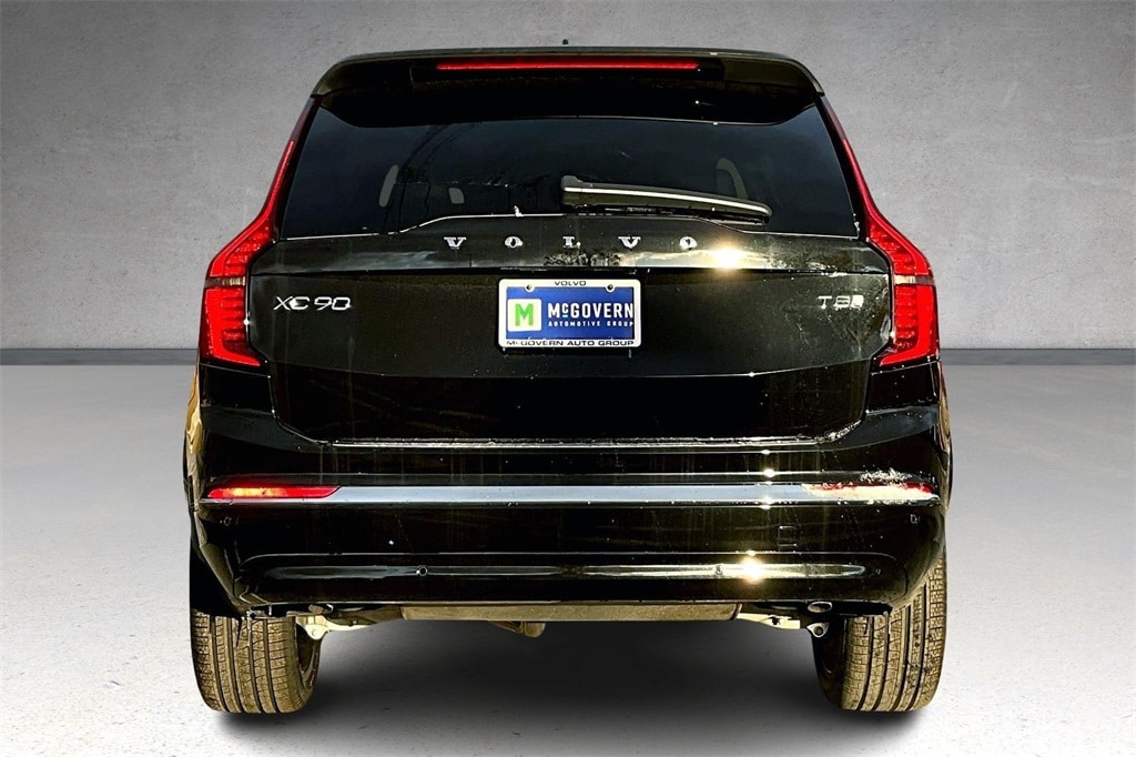 New 2026 Volvo XC90 plug-in hybrid T8 Plus 7-Seater SUV