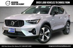 2026 Volvo XC40 B5 Plus AWD SUV
