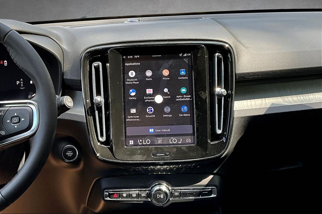 2026 Volvo XC40 Core - Photo 6
