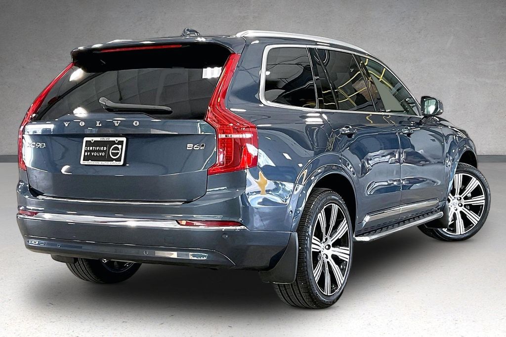 2025 Volvo XC90 Plus - Photo 7