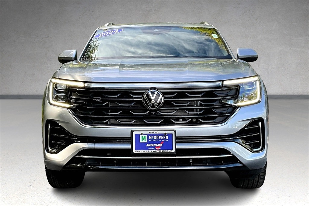 Used 2024 Volkswagen Atlas Cross Sport 2.0T SEL Premium R-Line SUV