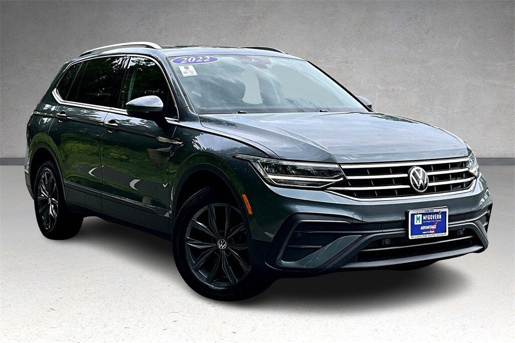 2022 Volkswagen Tiguan SE photo 3