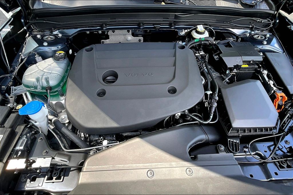 2026 Volvo XC40 Core - Photo 11