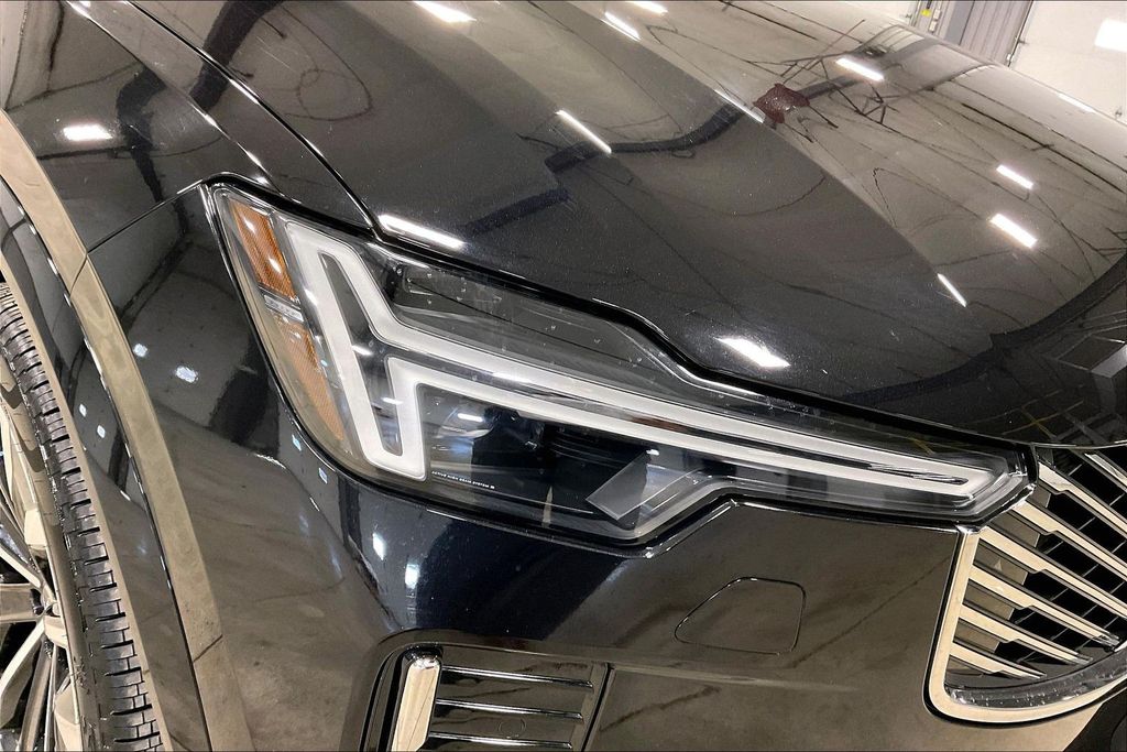 2026 Volvo XC90 Plus - Photo 33