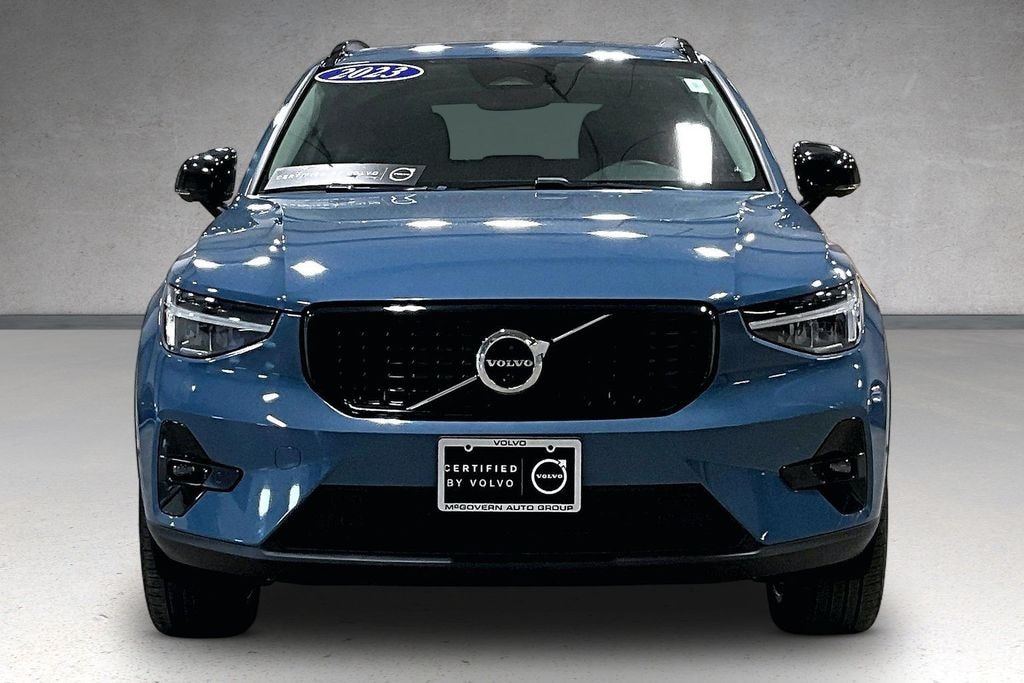 Certified 2023 Volvo XC40 B5 Plus Dark Theme SUV
