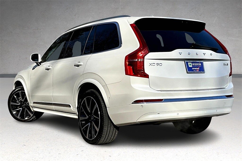2024 Volvo XC90 Plus photo 4
