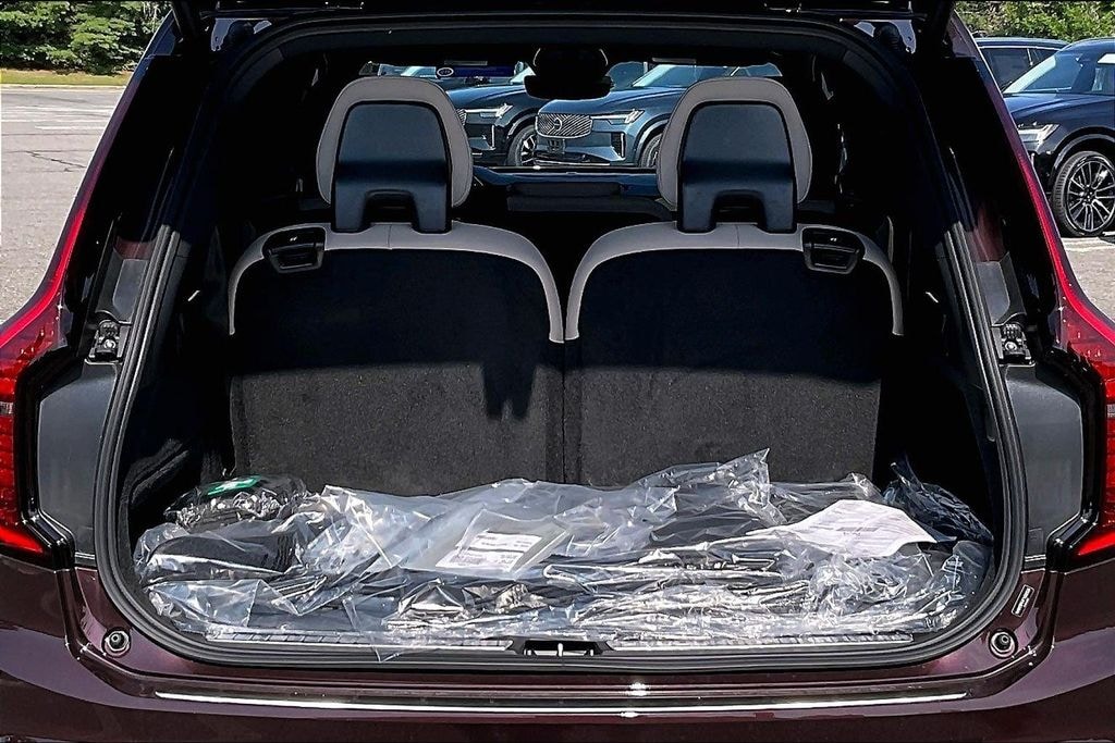 New 2026 Volvo XC90 B5 Plus 7-Seater SUV