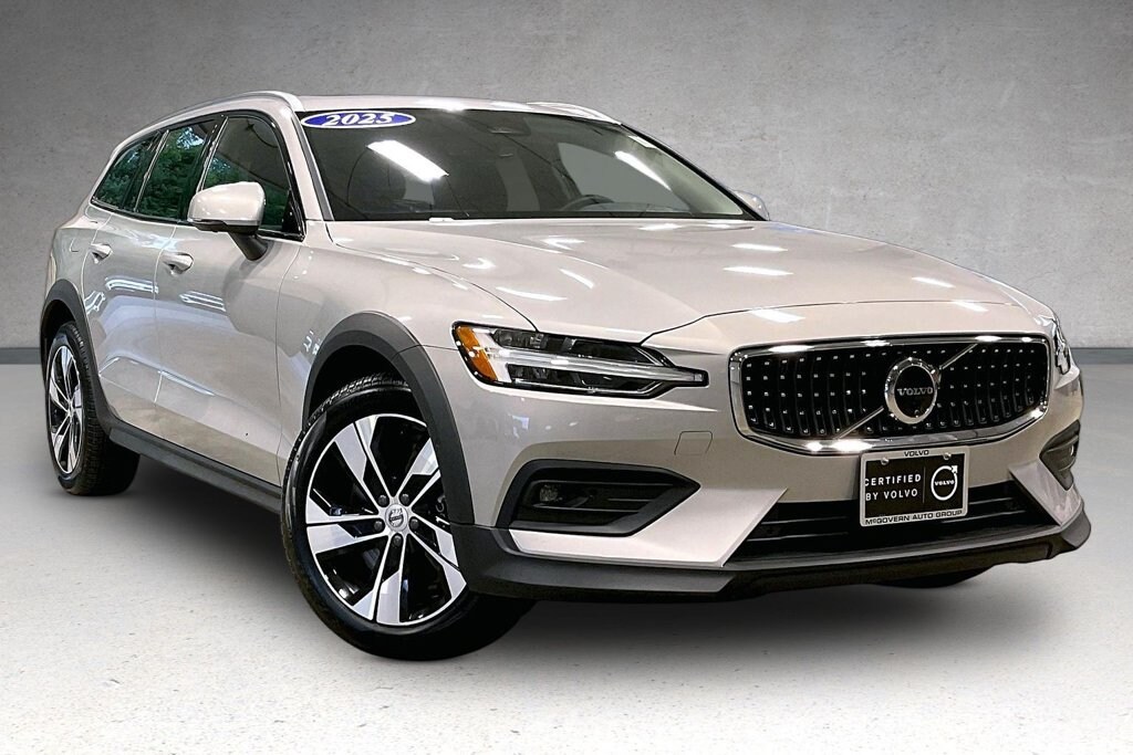 Certified 2025 Volvo V60 Cross Country B5 Plus Wagon