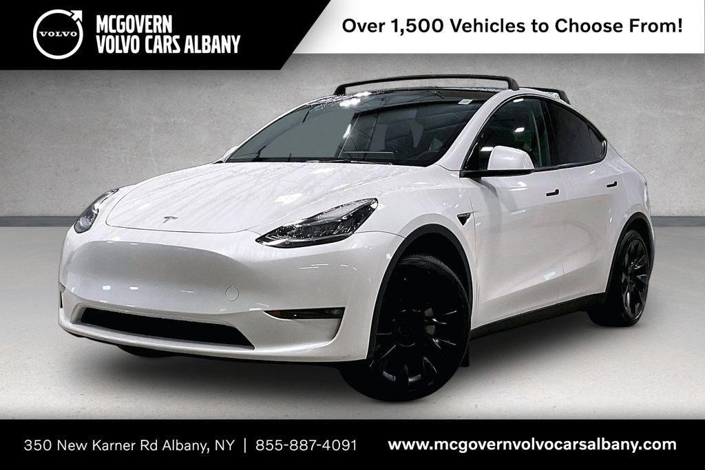 2023 Tesla Model Y Long Range Dual Motor All-Wheel Drive's photo