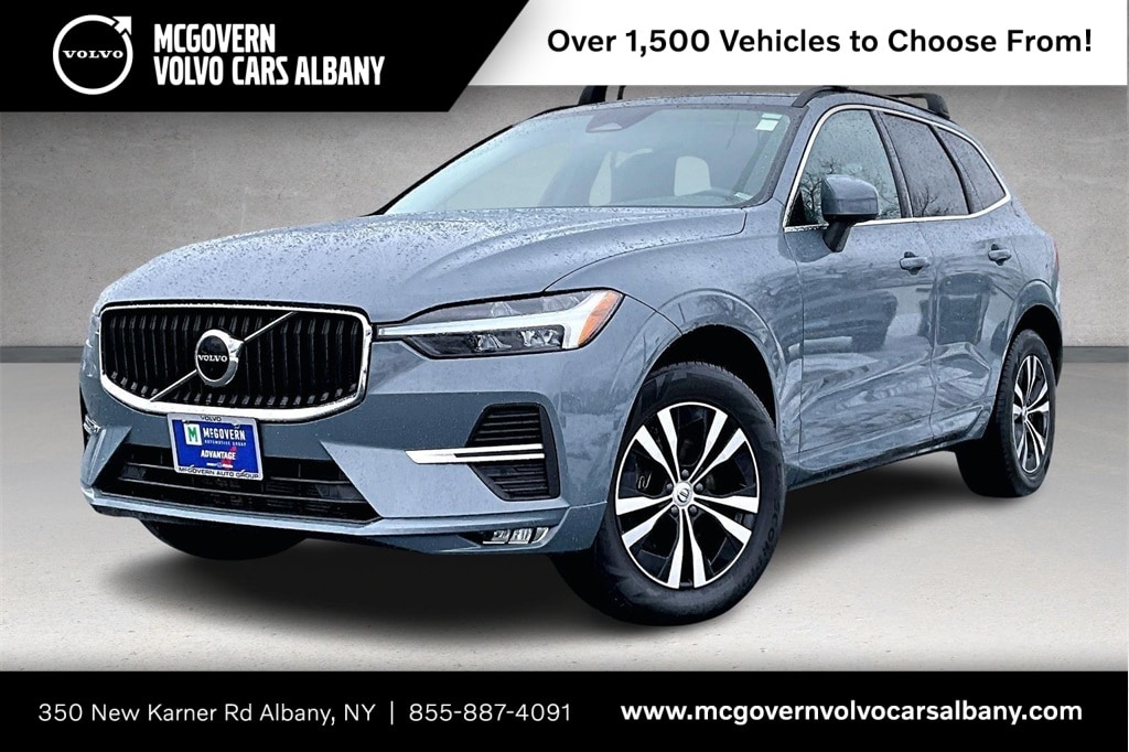 2023 Volvo XC60 Core's photo