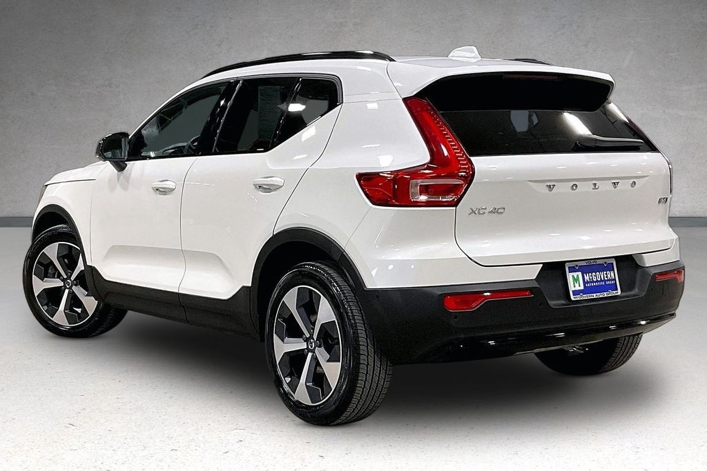 Certified 2026 Volvo XC40 B5 Plus SUV