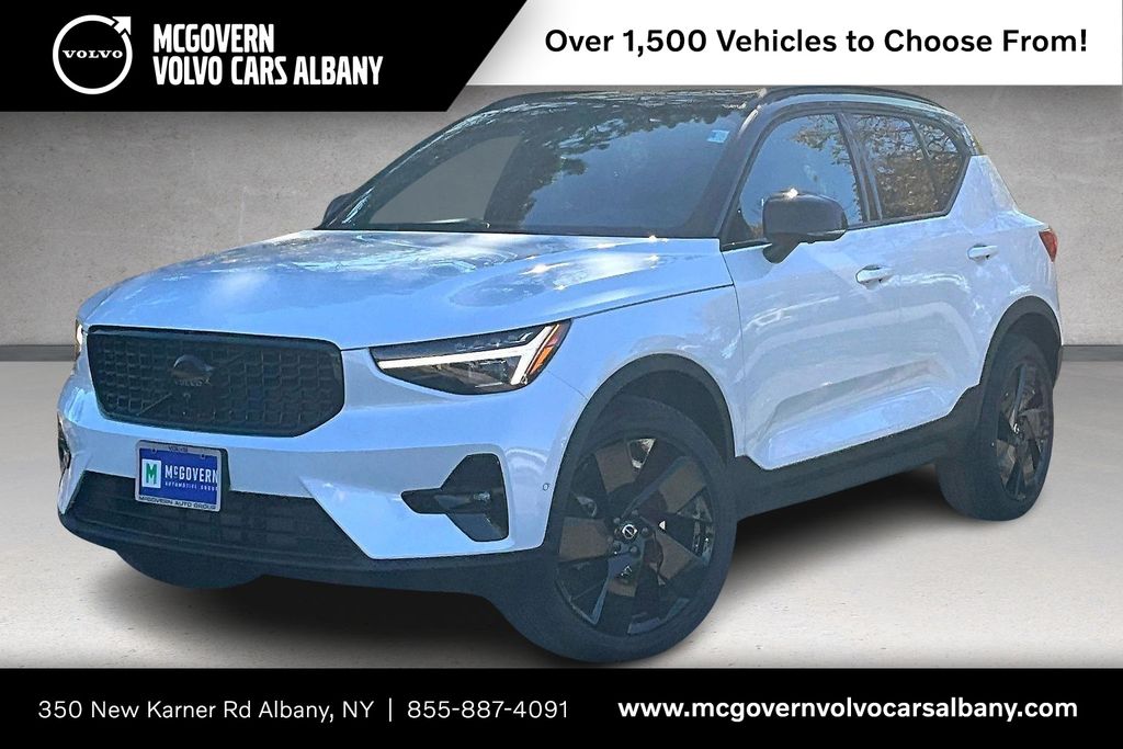 2026 Volvo XC40 B5 Ultra Ultra Black Edition AWD's photo