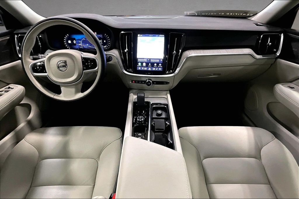 2026 Volvo V60 Cross Country Plus - Photo 7