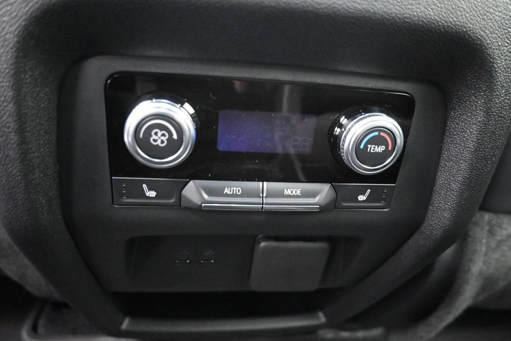 2027 GMC Acadia Elevation - Photo 15
