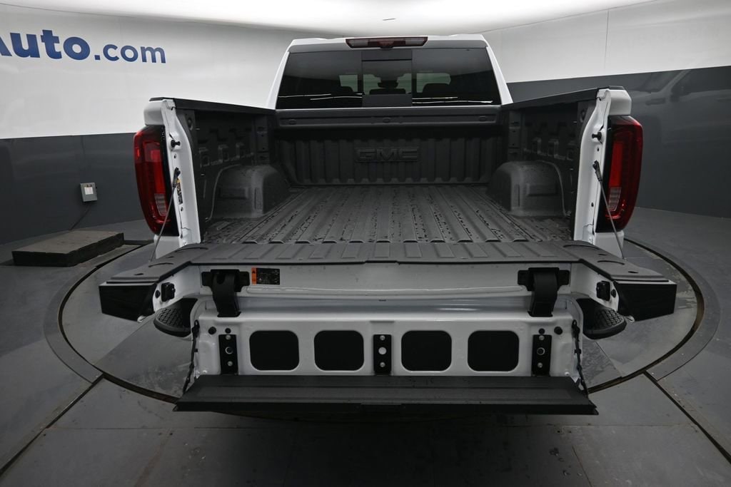 2026 GMC Sierra 1500 AT4 - Photo 11