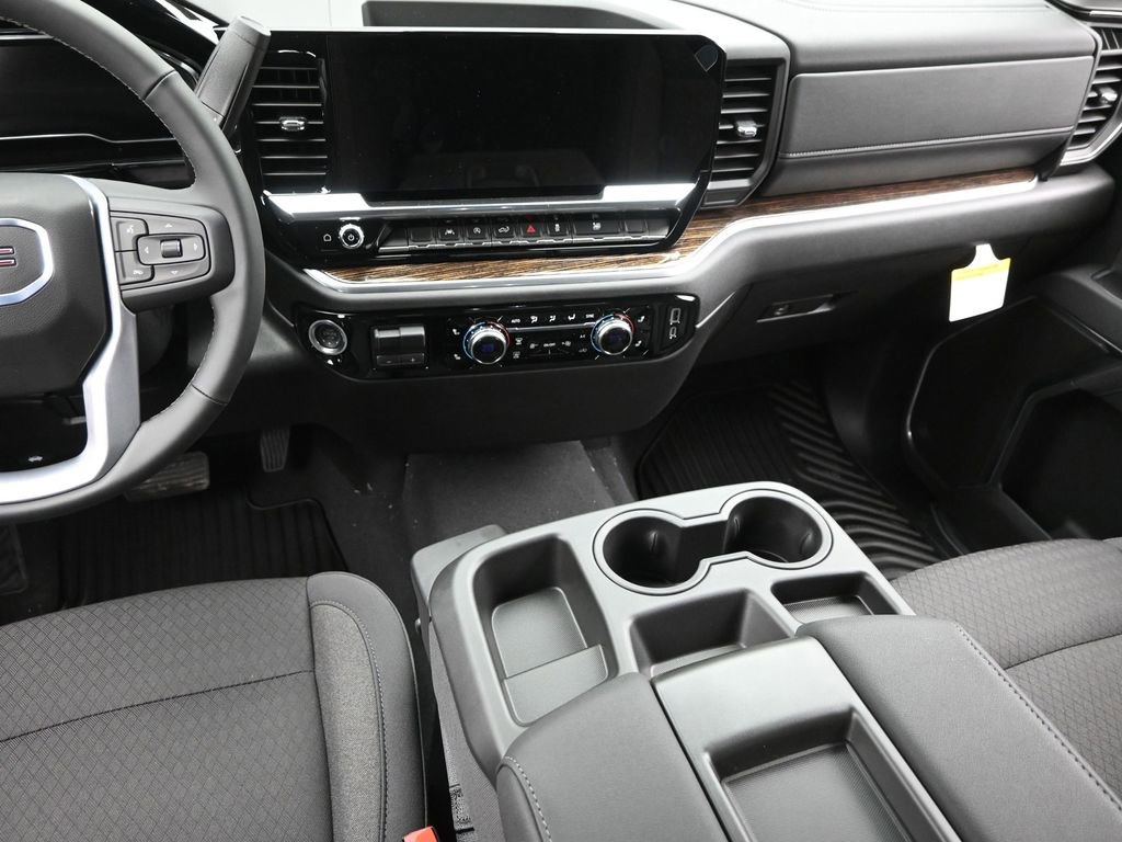 2025 GMC Sierra 1500 SLE - Photo 11