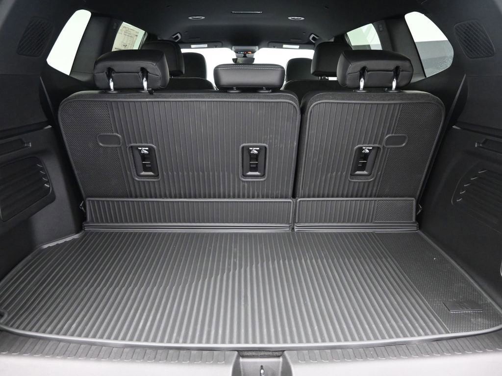 2026 Buick Enclave Sport Touring - Photo 11