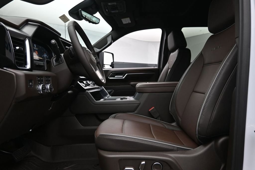 2026 GMC Sierra 2500HD Denali - Photo 16