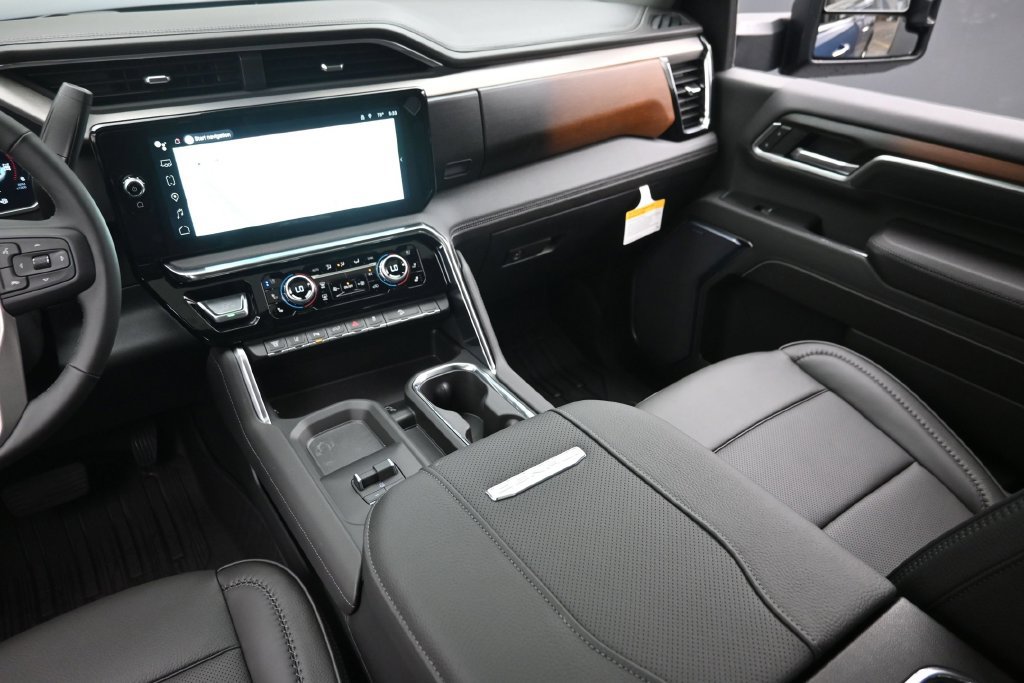 2026 GMC Sierra 2500HD Denali - Photo 15